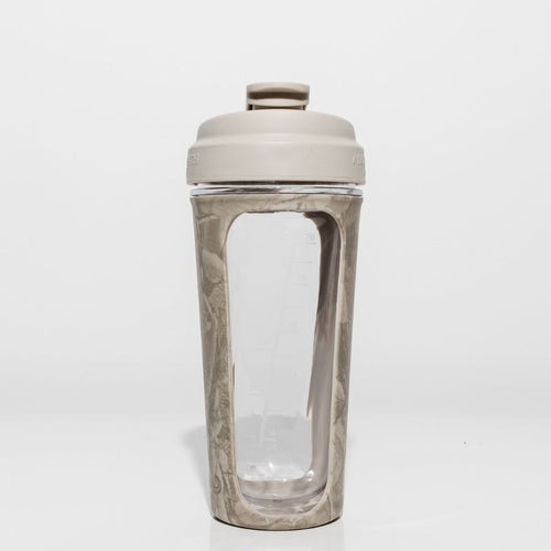 Mammoth MXR shaker bottle in Frostwood - side view